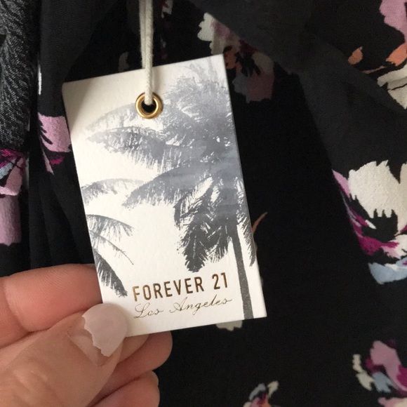 Forever 21 off shoulder dress - Picture 5 of 5